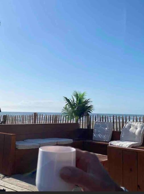 Studio Entre Mer Et Dunes Avec Balcon Vue Laterale Mer 50M Plage Pour 3 Pers Wifi Menage Compris Fort-Mahon-Plage Exterior foto